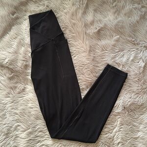 Aerie High Waisted 7/8 Crossover Legging with Pockets
